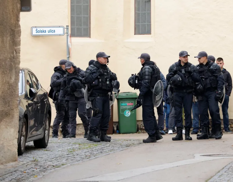 Slovenski premijer Golob: 'Nažalost, morat ćemo poduzeti represivne mjere'