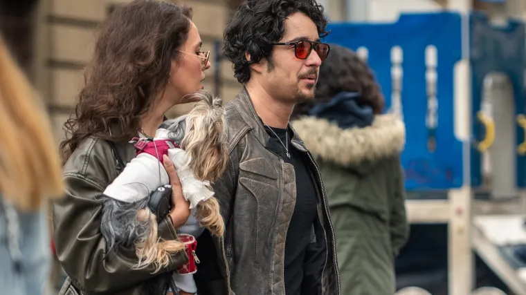 Pjevač Parnog valjka objavio fotografije s djevojkom: 'Preslatki ste vas troje...'