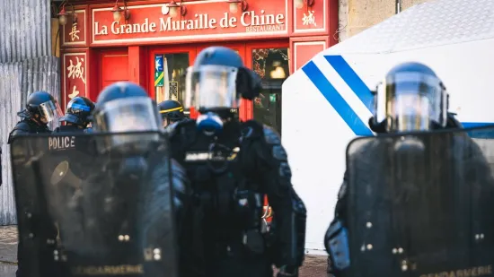 Izvadio ručnu bombu u restoranu, u džepu držao nož i votku: Policajci ga upucali