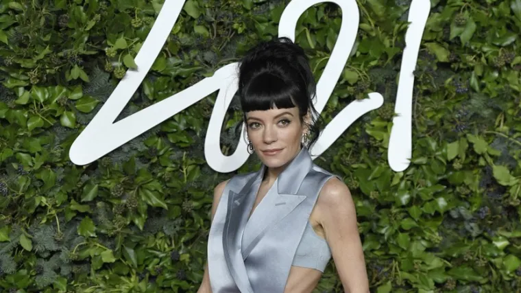 Dala mu je pravila za varanje, a on ih je prekršio: Lily Allen o otvorenom braku