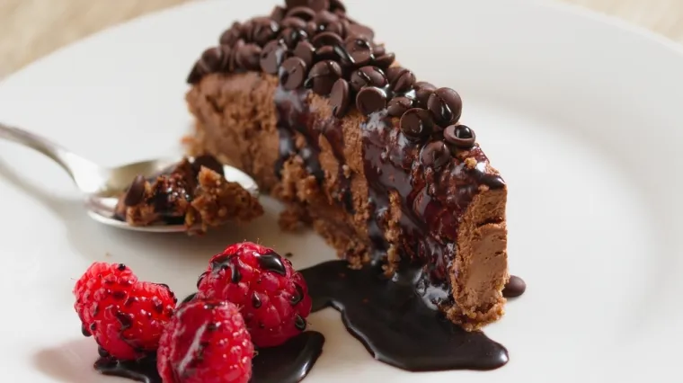 Pripremite ovu sočnu čokoladnu tortu od samo dva sastojka: Postupak ne može biti lakši