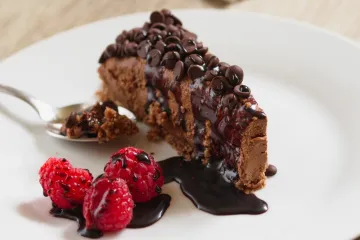 Pripremite ovu sočnu čokoladnu tortu od samo dva sastojka: Postupak ne može biti lakši