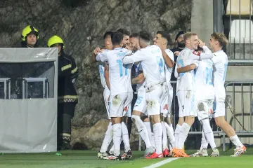 Rijeka slavila u ludoj golijadi! Duje Čop s dva pogotka vodio momčad do velikog slavlja