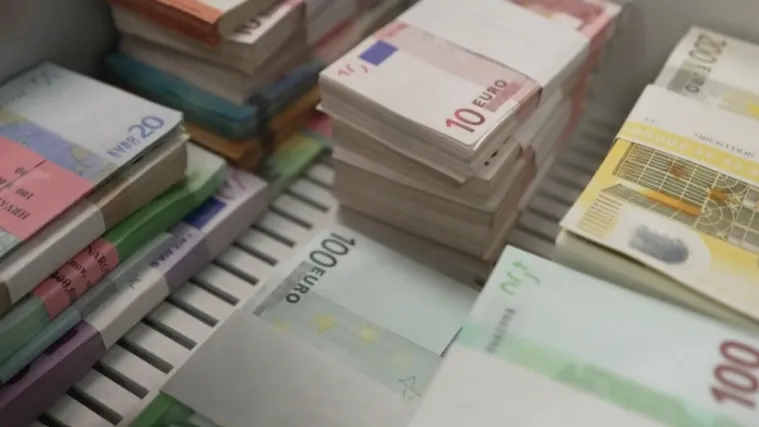 Imamo detalje filmske pljačke u Skradinu: Mjesecima trpala novac iz blagajne u džep