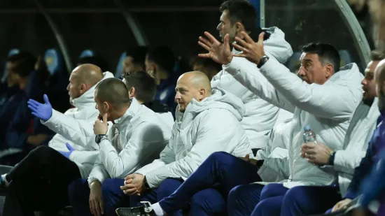 Vinkovačke jeseni za Dinamo bez pjesme i bez bodova: Ne pamtimo kad je klupa Plavih bila ovakva