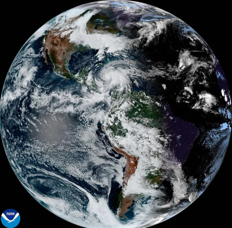 Nevjerojatni prizori: Ovo je najjača oluja na svijetu ove godine, svi strahuju od najgoreg
