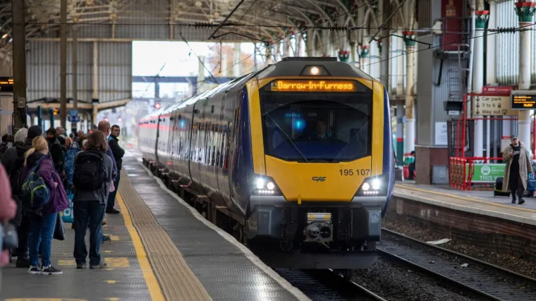 Šok na kolodvoru: Putnici čekali satima, vlakovi otkazani, a 'krivac'...