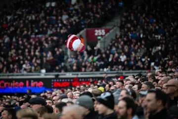 Užasne vijesti za ljubitelje engleskog nogometa: Velika Božićna tradicija se prekida