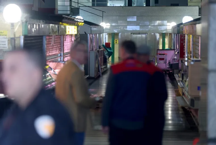 Urušio se strop na zagrebačkom Dolcu! Zatvorili dio tržnice