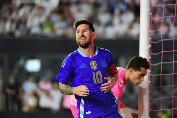 Messi bacio sumnju među argentinske navijače: 'Igrat ću na SP samo ako...'