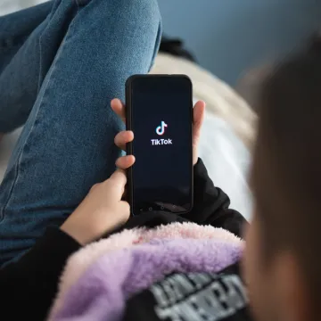 Tinejdžeri masovno prizivaju demone na TikToku: Psiholozi otkrivaju zastrašujuće razloge tome