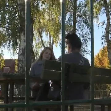 Hrabra majka pustila suzu pred kamerama nakon &scaron;to su joj vr&scaron;njaci pretukli sina