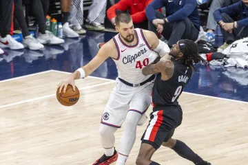 Clippersi podbacili unatoč partiji sezone hrvatskog centra, dvije ekipe dominiraju