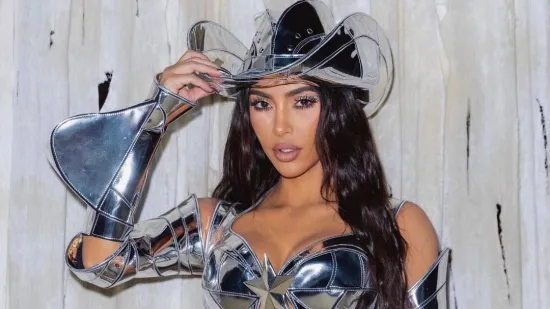 Kostimi o kojima svi pričaju: Pogledajte Halloween transformacije Kim Kardashian kroz godine