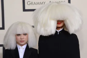 Sia i suprug u borbi za skrbništvo: Optužuje ju se drogira, ona tvrdi da joj je sve podmetnuo