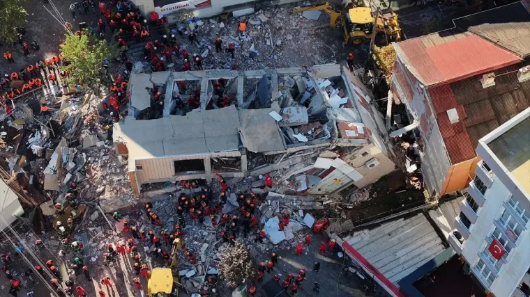 Nova tragedija samo par dana nakon potresa: Srušila se zgrada od sedam katova, dvije osobe poginule