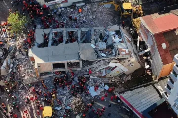 Nova tragedija samo par dana nakon potresa: Srušila se zgrada od sedam katova, dvije osobe poginule