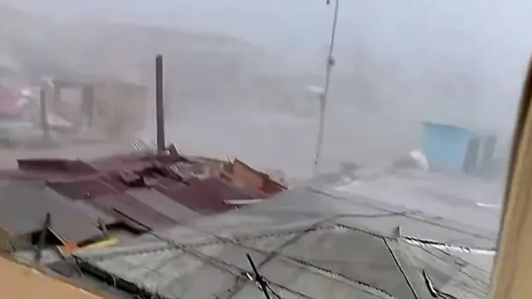 Ovakva razorna katastrofa se ne pamti: 'Sve je sravnjeno! I kuće s betonskim krovovima'