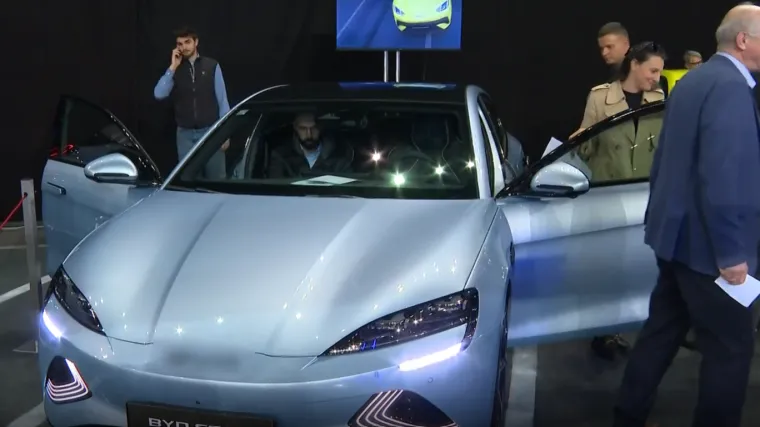 Bili smo na najvećem sajmu u regiji: Električna vozila građani su rado isprobali, ali za kupnju...