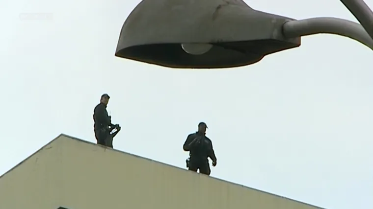 Zagreb pod opsadom: Snajperisti na krovu, policija na svakom koraku