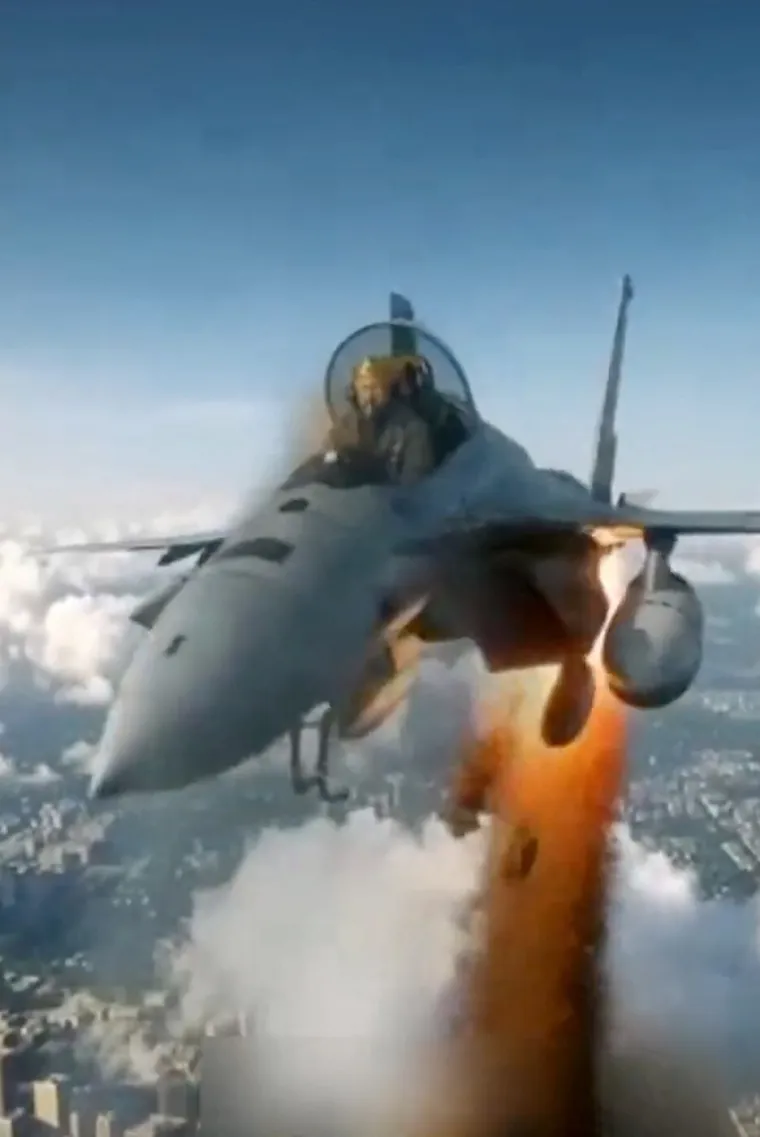 Može li Trump doista postati kralj? Sam kaže da ga je 'Bog spasio da učini Ameriku velikom'