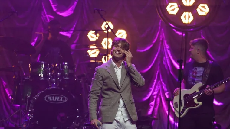 Svi su ludi za Jakovom Jozinovićem: Mladi pjevač rasprodao i drugi koncert u Beogradu