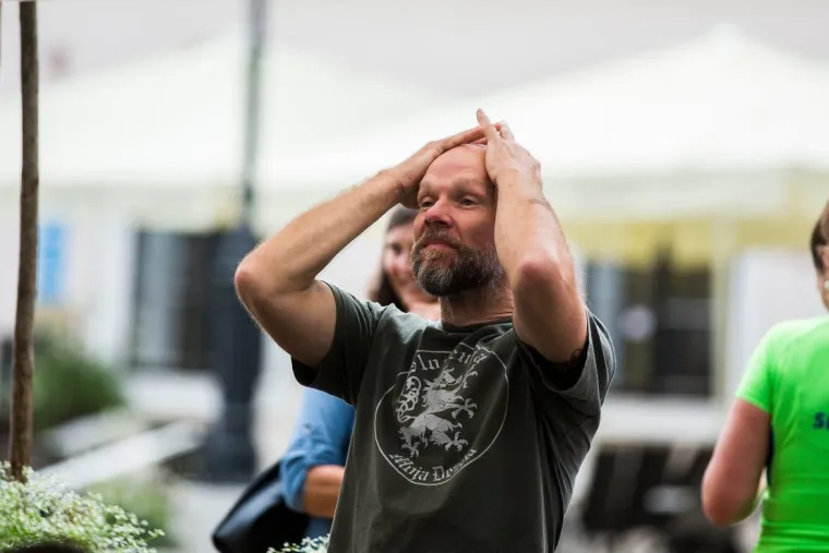 Posljednja šetnja s ubijenim Alešom: 'Ovi žuti gerberi su otišli s njim u vječnost'