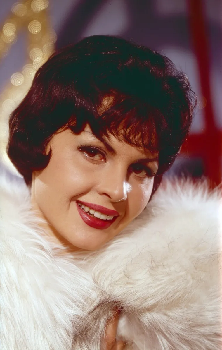 Jedna od Bondovih djevojaka bila je Srpkinja iz Kraljeva: Poljubila Seana Conneryja