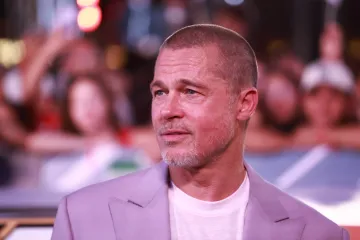E pa ovakvoga ga još nismo vidjeli! Brad Pitt šokirao izgledom: 'Što mu je s licem?'