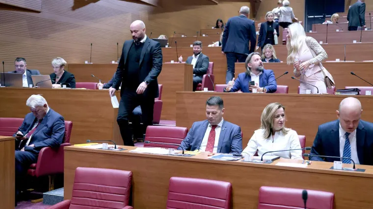 Politička oluja zbog 'lajka’: HDZ želi osudu, a Benčić traži da se prestane s linčom