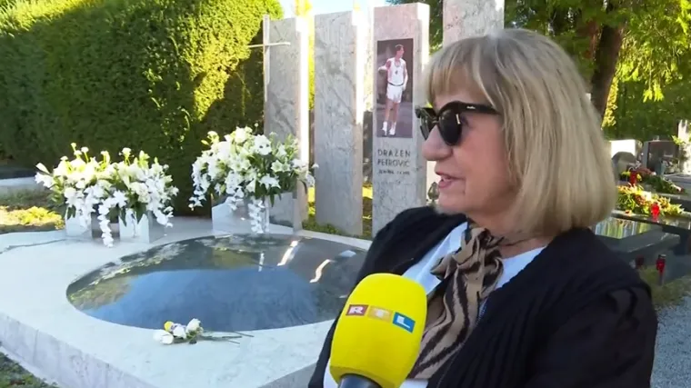 Na Mirogoju smo sreli majku Dražena Petrovića, poslušajte njezinu poruku uoči Svih svetih