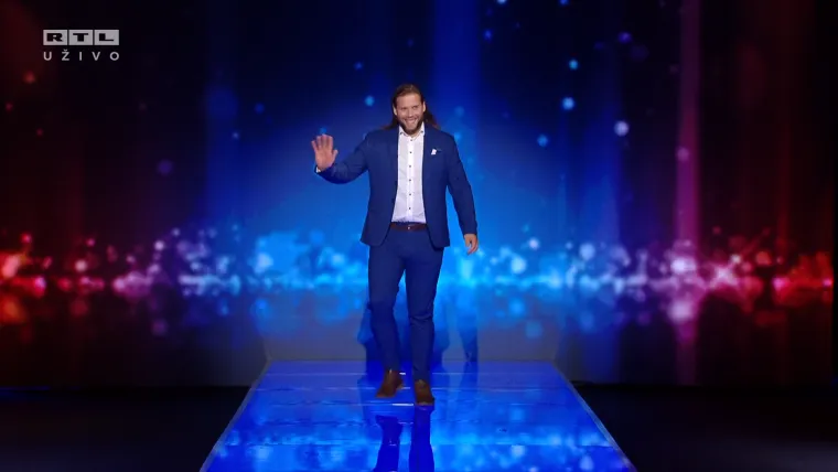 Šarmer Zvonimir stigao u šmekerskom odijelu: 'Je li ovo naš Gospodin Savršeni?'