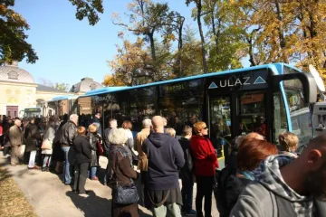 Kako do groblja Mirogoj i Markovo polje 1. studenoga: Besplatni autobusi i dodatni tramvaji u Zagrebu