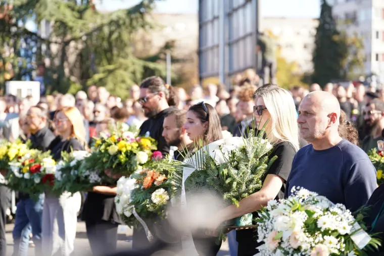 Majka poginulog najavila štrajk glađu, uhićenom oporbenjaku pozlilo: 'Dva su najveća zla u Srbiji'
