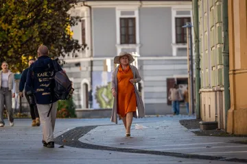 Svi su gledali u nju: Dama u narančastom zasjala na čakovečkoj špici