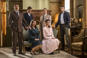 Stižu ‘Divlje pčele’: Pogledajte frizure Amara Bukvića i Davora Pavića koje vraćaju u prošlost