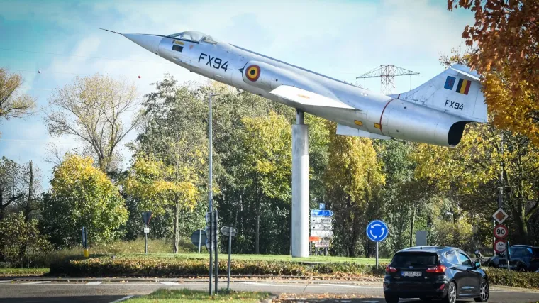 Tajanstveni dronovi iznad vojne baze u EU, ministar: 'Špijuniraju gdje su naši F-16...'