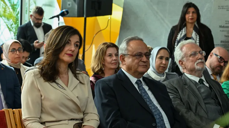 Prva dama s besprijekornim stilom: Svi su gledali u bež komplet na Sanji Musić Milanović