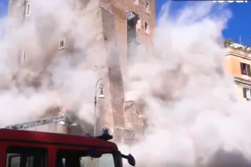 Užas u Rimu! Urušila se srednjovjekovna kula, čovjek ostao zarobljen