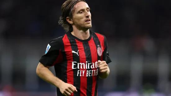 Trese se nogometni svijet: 'Ispričajte se Luki Modriću'