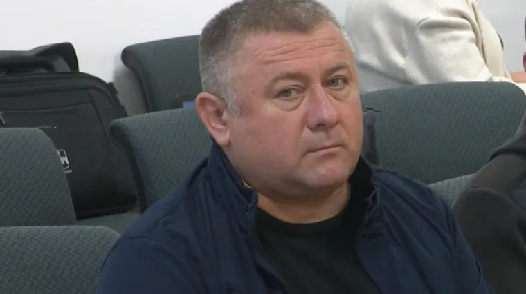 Prometni vještak 'zakomplicirao' suđenje Dekaniću: Je li u automobilu bila i treća osoba?