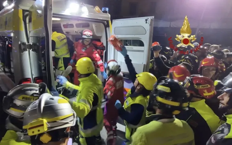 Preminuo radnik koji je 11 sati bio zatočen u urušenoj srednjovjekovnoj kuli u Rimu