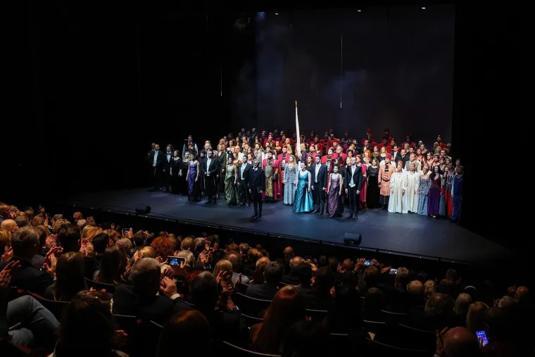 Novo kulturno poglavlje, novi it-par: Jelena Perčin i Ante Gelo ukrali show na događaju sezone