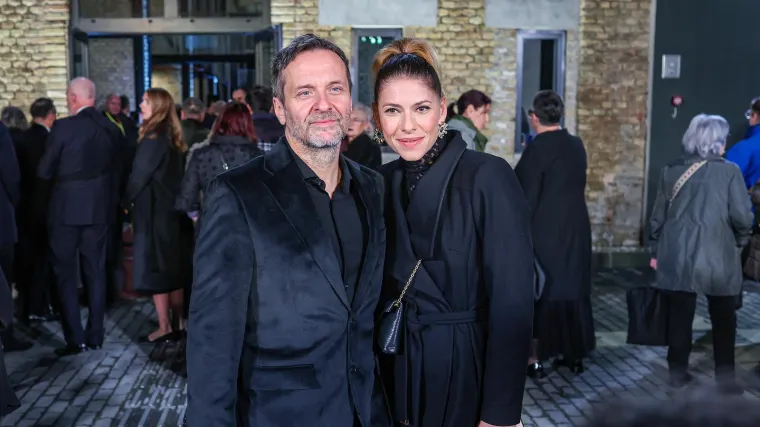 Novo kulturno poglavlje, novi it-par: Jelena Perčin i Ante Gelo ukrali show na događaju sezone