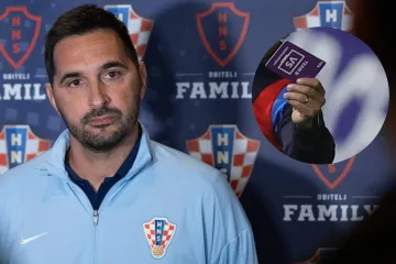 Svi ostali u čudu: Hrvatski izbornik izvadio ljubičasti karton usred utakmice, evo što to znači