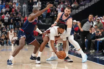 Zubac skoro ostvario double-double, ali Clippersi su dramatično poraženi