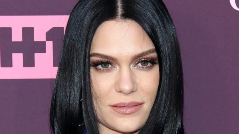 Jessie J održala govor o svojoj borbi s rakom dojke: Čeka ju još jedna operacija