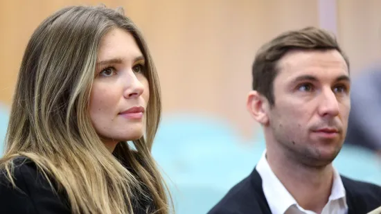 Upoznali se na narodnjacima, a danas žive kao Beckhamovi: Kako se mijenjala Mirela Forić Srna?