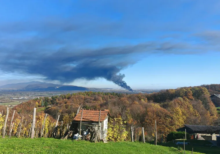 Buktinja guta skladište, ozlijeđen radnik. Učenicima će dijeliti maske: 'Zrak je loše kvalitete'