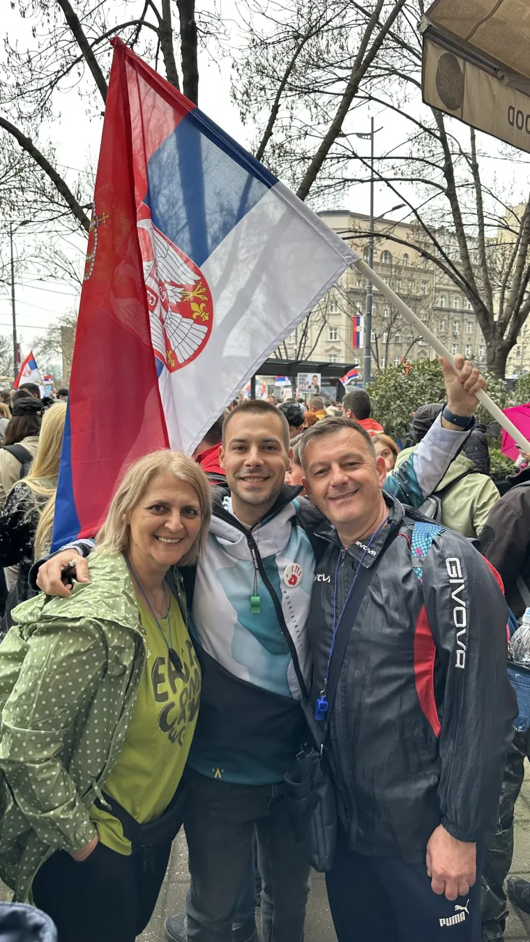 Ammar Mešić o prosvjedima u Srbiji: 'Novac koji nam otimaju važniji im je od naših života'